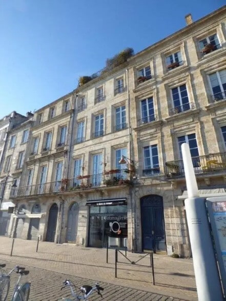 Bureau dans Bordeaux à louer - Photo de l’immeuble – Image 2 sur 19