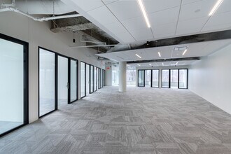 8010 Towers Crescent Dr, Vienna, VA à louer Photo intérieure– Image 2 sur 6