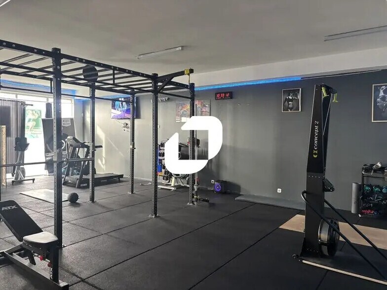 Local d’activités dans Eysines à louer - Photo intérieure – Image 2 sur 10