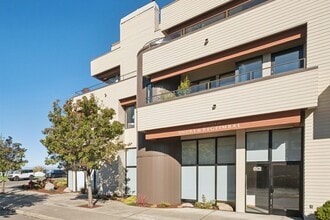 600-612 S 227th St, Des Moines, WA à louer Photo de l’immeuble– Image 2 sur 13