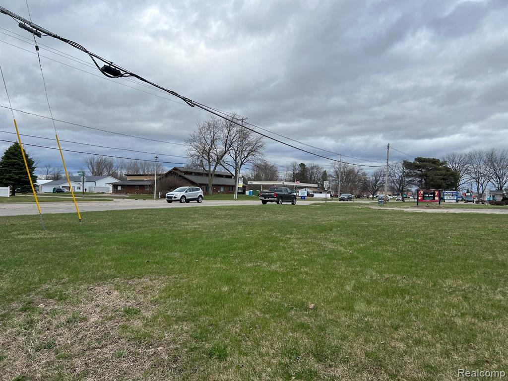 1436 E Pierson Rd, Flushing, MI à vendre Photo principale– Image 1 sur 12