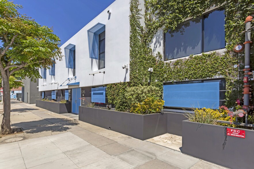 5285 W Washington Blvd, Los Angeles, CA à vendre - Photo de l’immeuble – Image 2 sur 23