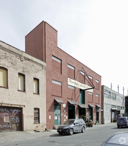801 E 135th St, Bronx, NY à vendre - Photo principale – Image 1 sur 3