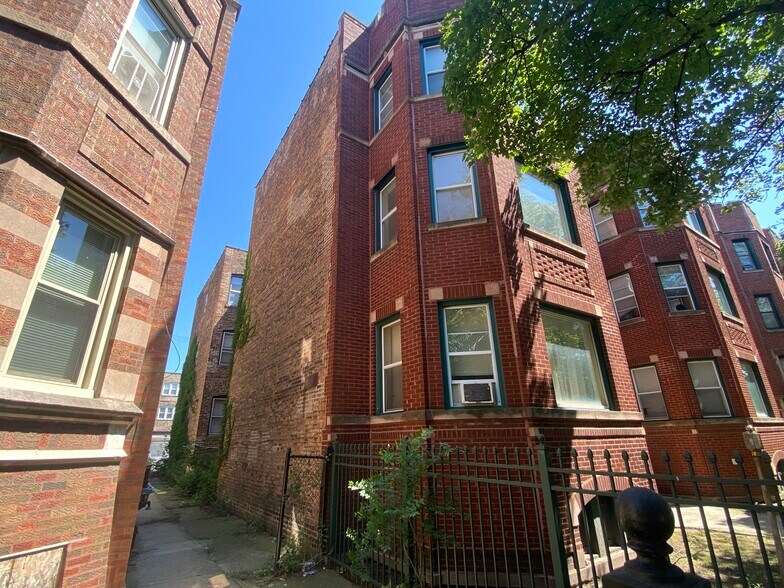 7731-7733 S Kingston Ave, Chicago, IL à vendre - Photo de l’immeuble – Image 3 sur 46