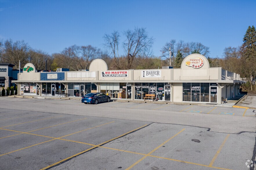3440-3454 Manchester Rd, Akron, OH à louer - Photo principale – Image 1 sur 3