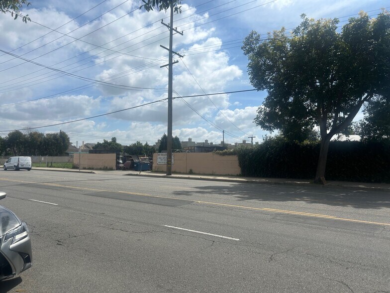 3226 W 5th St, Santa Ana, CA à vendre - Photo de l’immeuble – Image 3 sur 9