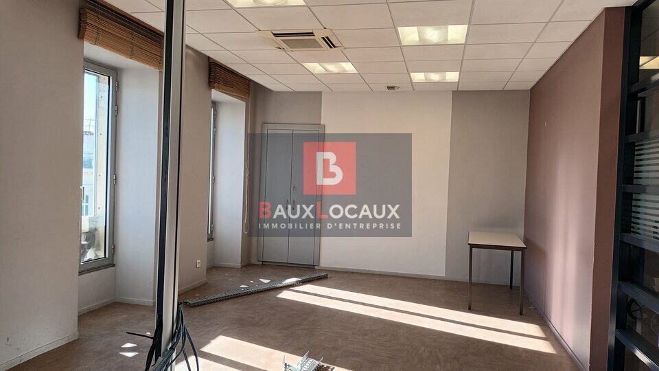 Bureau dans Avignon à louer Photo intérieure– Image 1 sur 6