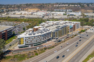 375 Camino De La Reina, San Diego, CA - VUE AÉRIENNE  vue de carte - Image1