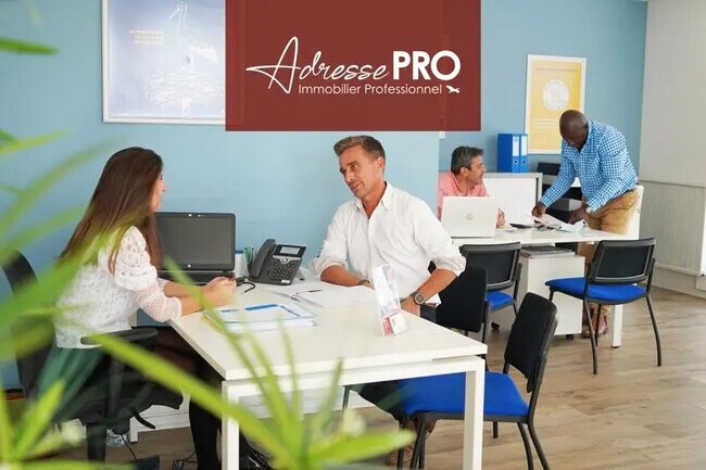 Plus de détails pour Local commercial à vendre