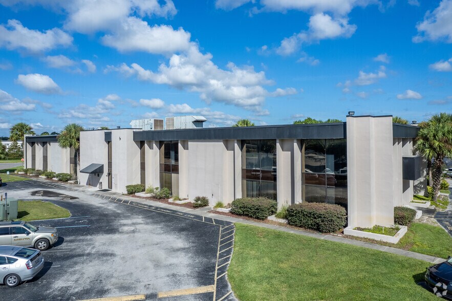 1 Purlieu Pl, Winter Park, FL à louer - Photo de l’immeuble – Image 3 sur 4