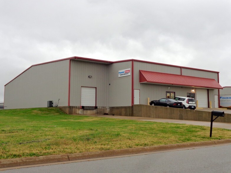 334 Agnes St, Springdale, AR à louer - Photo principale – Image 1 sur 1
