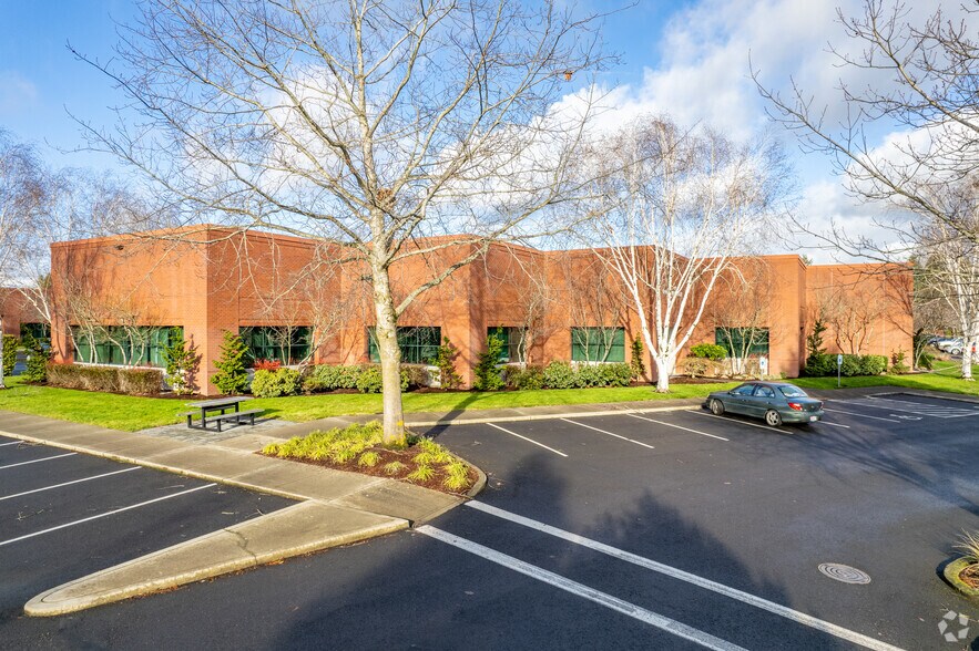 1101 SE Tech Center Dr, Vancouver, WA à louer - Photo principale – Image 1 sur 5