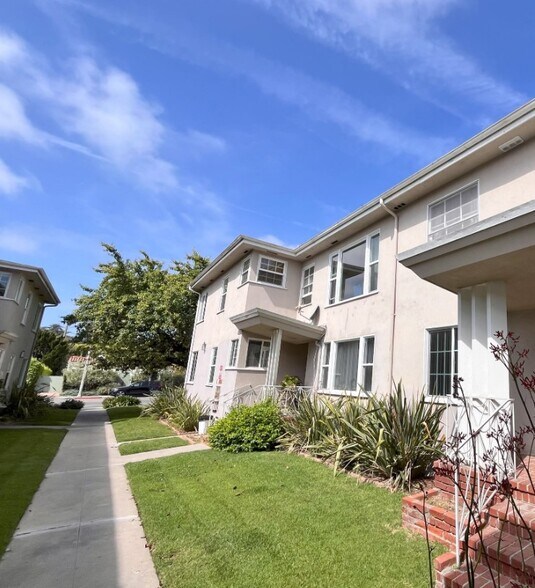 1113 26th St, Santa Monica, CA à vendre - Photo de l’immeuble – Image 2 sur 8
