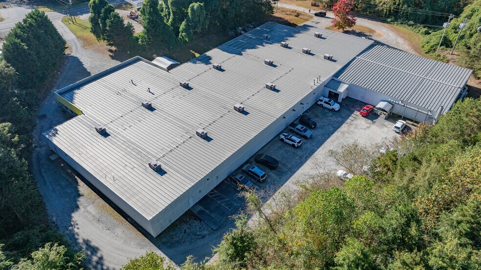 371 I40 Access Rd, Hildebran, NC à vendre - Photo de l’immeuble – Image 2 sur 7