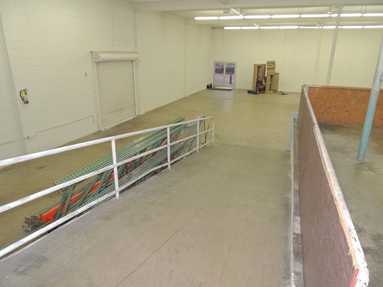 706 A Ave, National City, CA à louer - Photo de l’immeuble – Image 3 sur 28