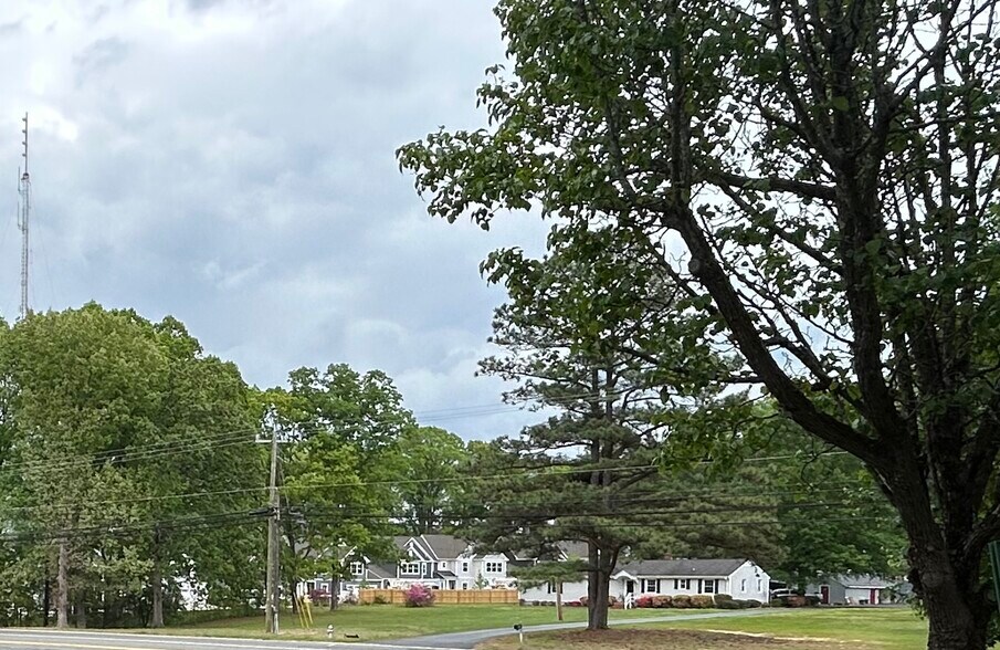 8054 Shady Grove Rd, Mechanicsville, VA à vendre - Photo principale – Image 2 sur 7