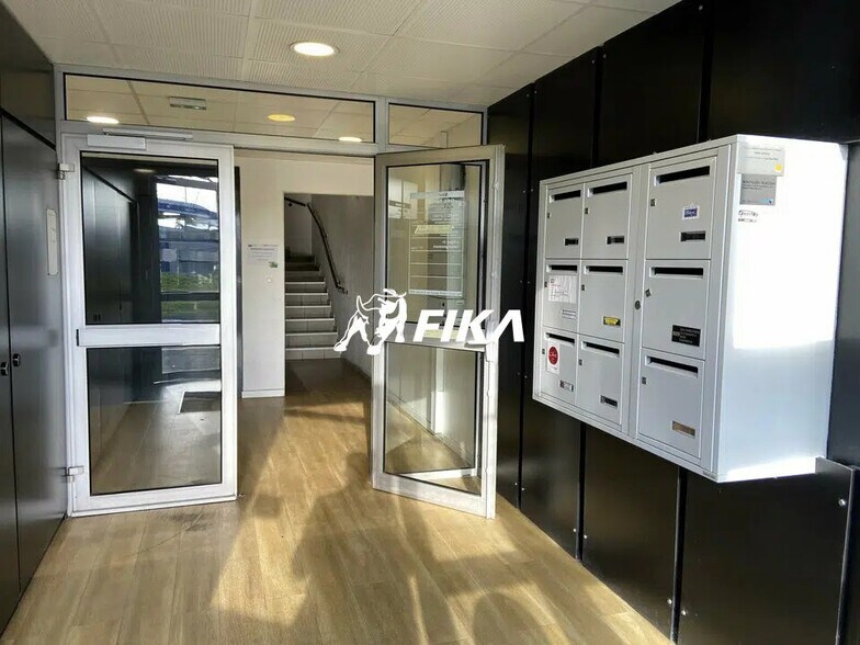 Bureau dans Toulouse à louer - Photo de l’immeuble – Image 2 sur 13