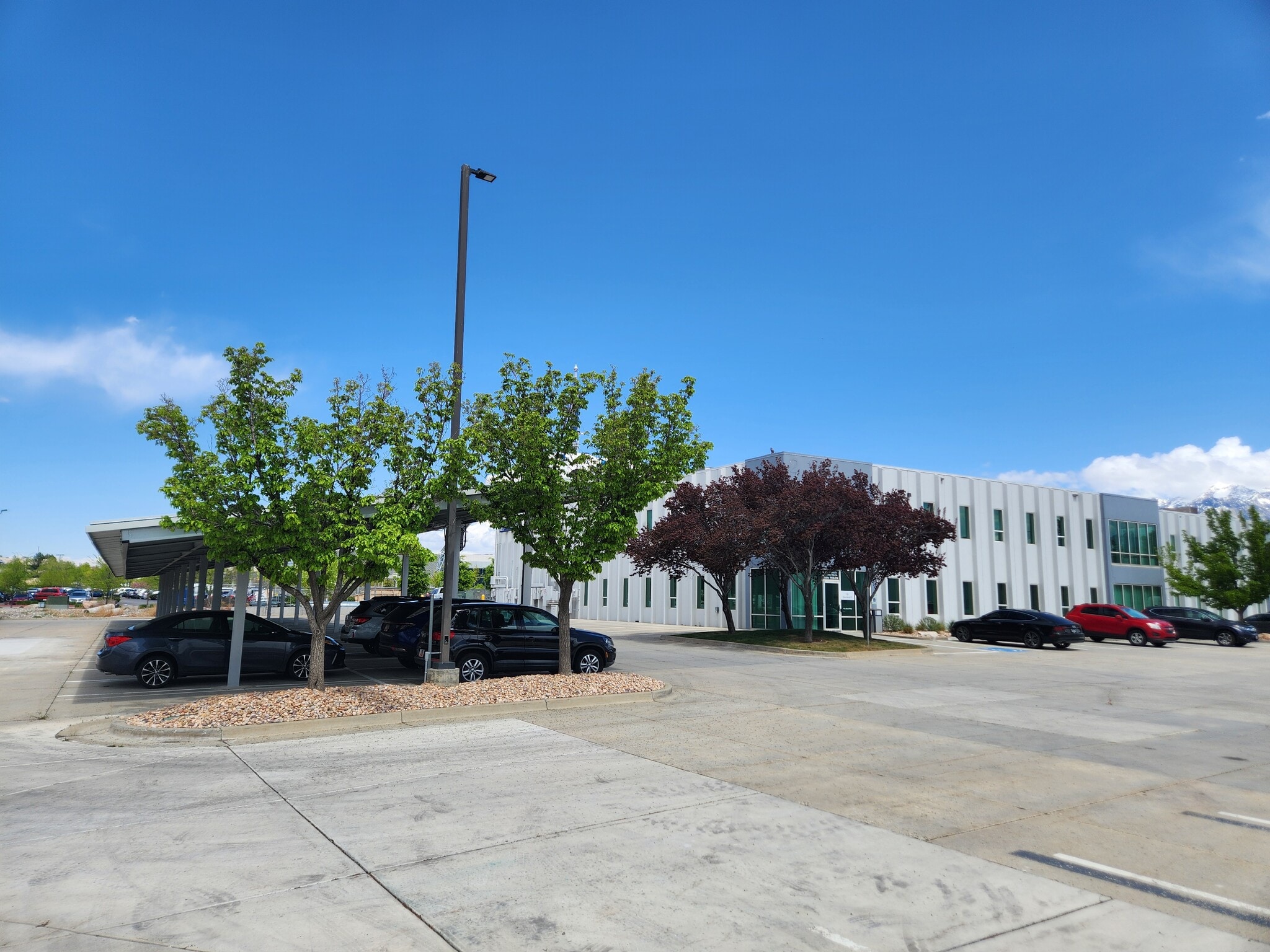 12162 S Business Park Dr, Draper, UT à louer Photo de l’immeuble– Image 1 sur 7