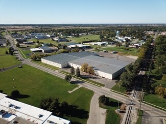 Plus de détails pour 214 N Wright St, Delavan, WI - Industriel/Logistique à louer