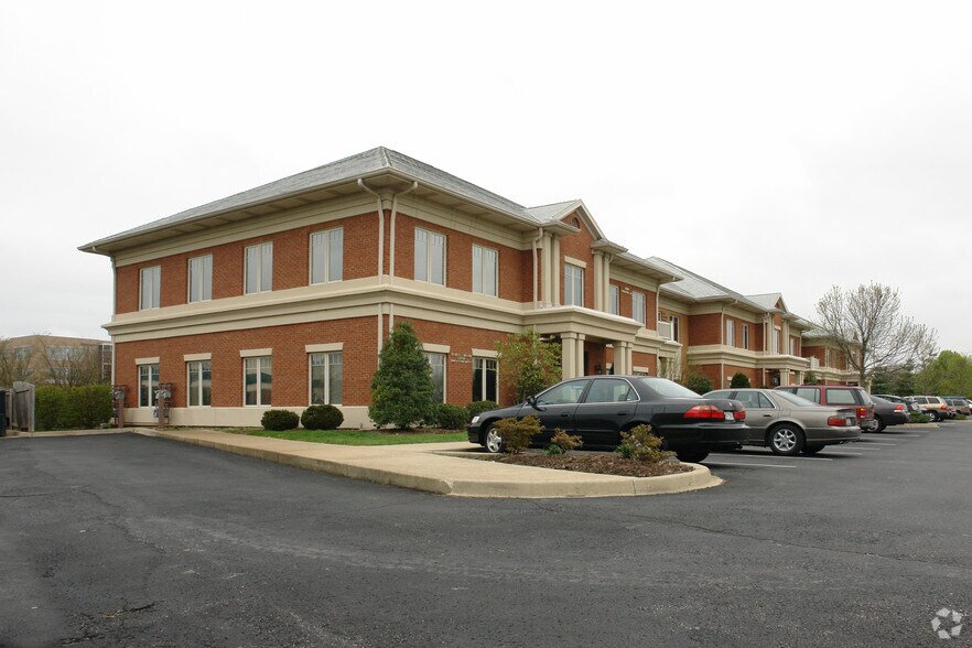 1700 Ups Dr, Louisville, KY à vendre - Photo de l’immeuble – Image 3 sur 41
