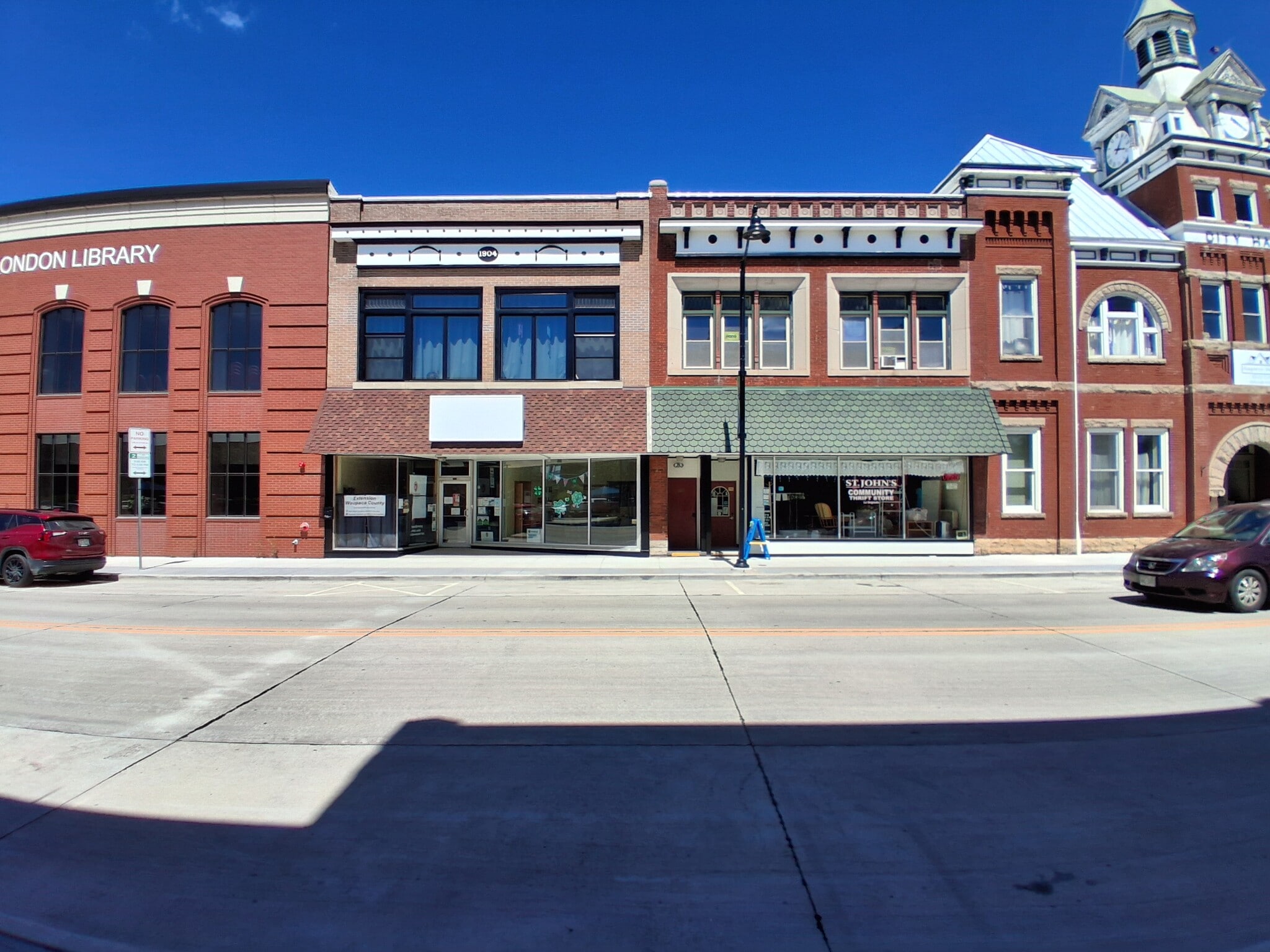 111 W North Water St, New London, WI à louer Photo intérieure– Image 1 sur 31
