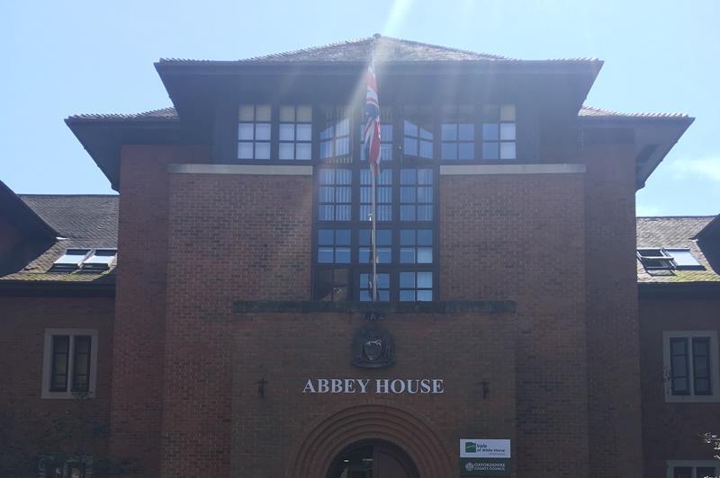 Abbey Close, Abingdon à louer - Photo de l’immeuble – Image 2 sur 2