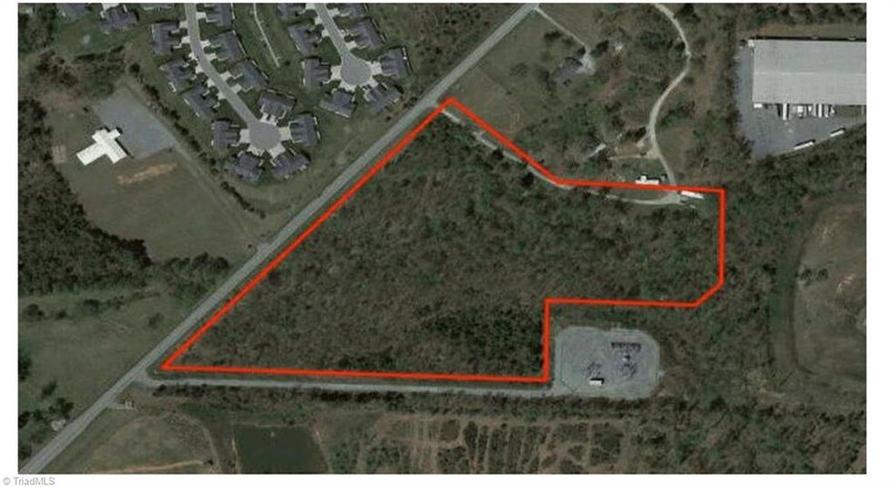 Old Raleigh Rd, Thomasville, NC à vendre - Photo principale – Image 1 sur 11