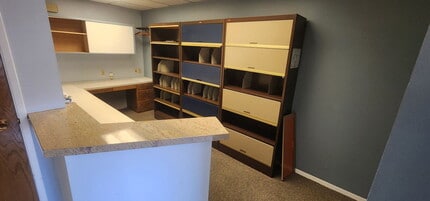 1300 W 155th St, Gardena, CA à louer Photo intérieure– Image 1 sur 5