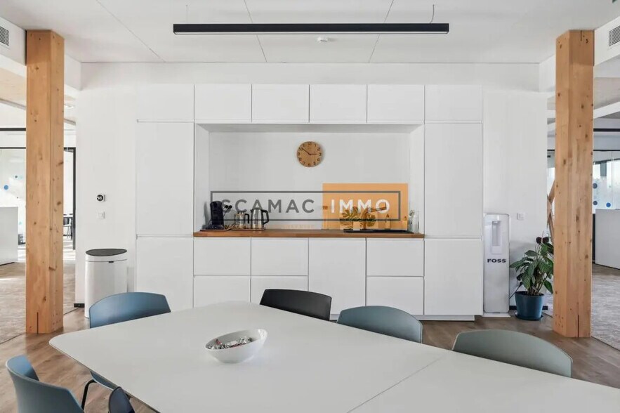 Local commercial dans Nanterre à louer - Photo de l’immeuble – Image 2 sur 7