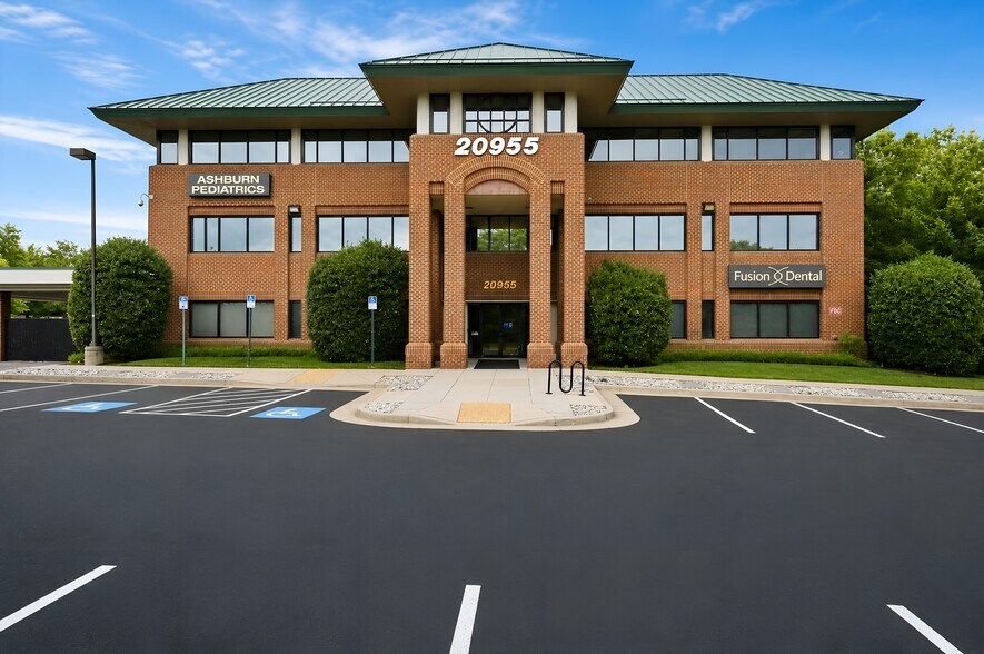 20925 Professional Plz, Ashburn, VA à louer - Photo de l’immeuble – Image 1 sur 22