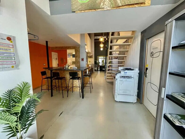 Bureau dans Rouen à louer - Photo de l’immeuble – Image 3 sur 16