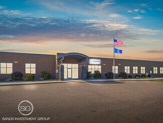 Plus de détails pour 625 Cashman Dr, Chippewa Falls, WI - Industriel/Logistique à vendre