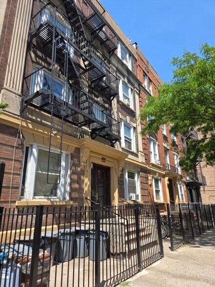 689-693 Beck St, Bronx, NY à vendre - Photo de l’immeuble – Image 2 sur 21