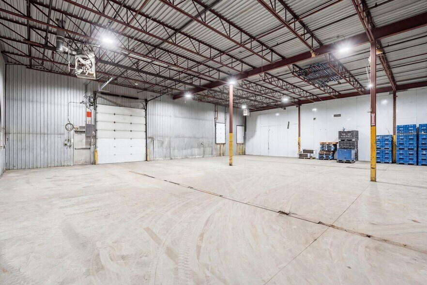1225 Rue Bergar, Laval, QC à louer - Photo intérieure – Image 2 sur 6