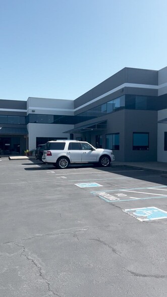 285 Bel Marin Keys Blvd, Novato, CA à louer - Vidéo sur l’annonce professionnelle – Image 3 sur 16