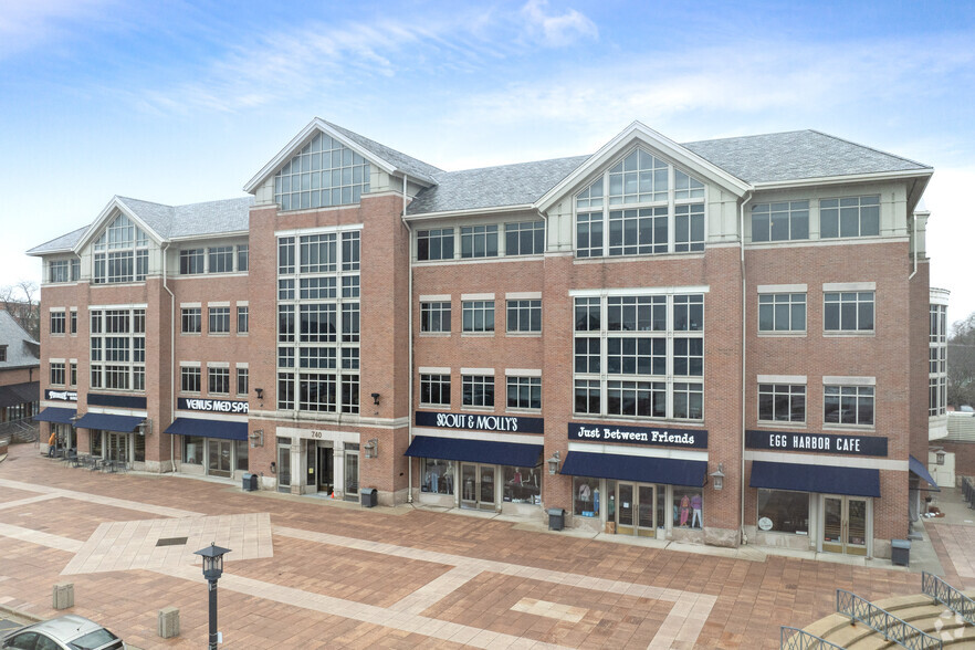 720-730 Waukegan Rd, Deerfield, IL à louer - Photo de l’immeuble – Image 1 sur 9