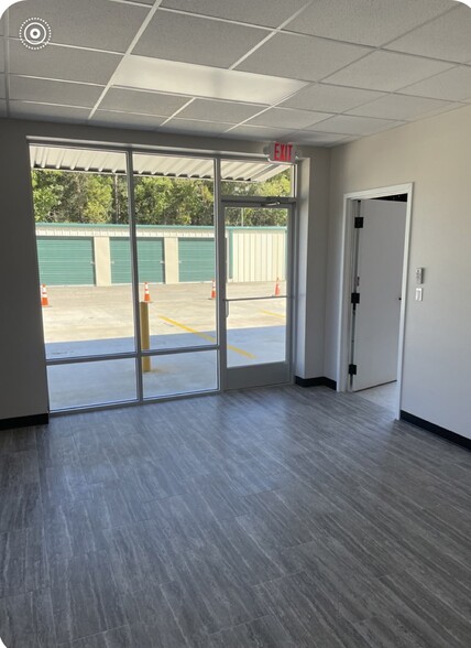 7808 Highway 87 N, Orange, TX à louer - Photo intérieure – Image 2 sur 5