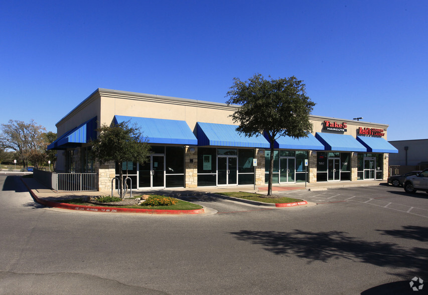 1050 N Lakeline Blvd, Cedar Park, TX à louer - Photo de l’immeuble – Image 3 sur 4