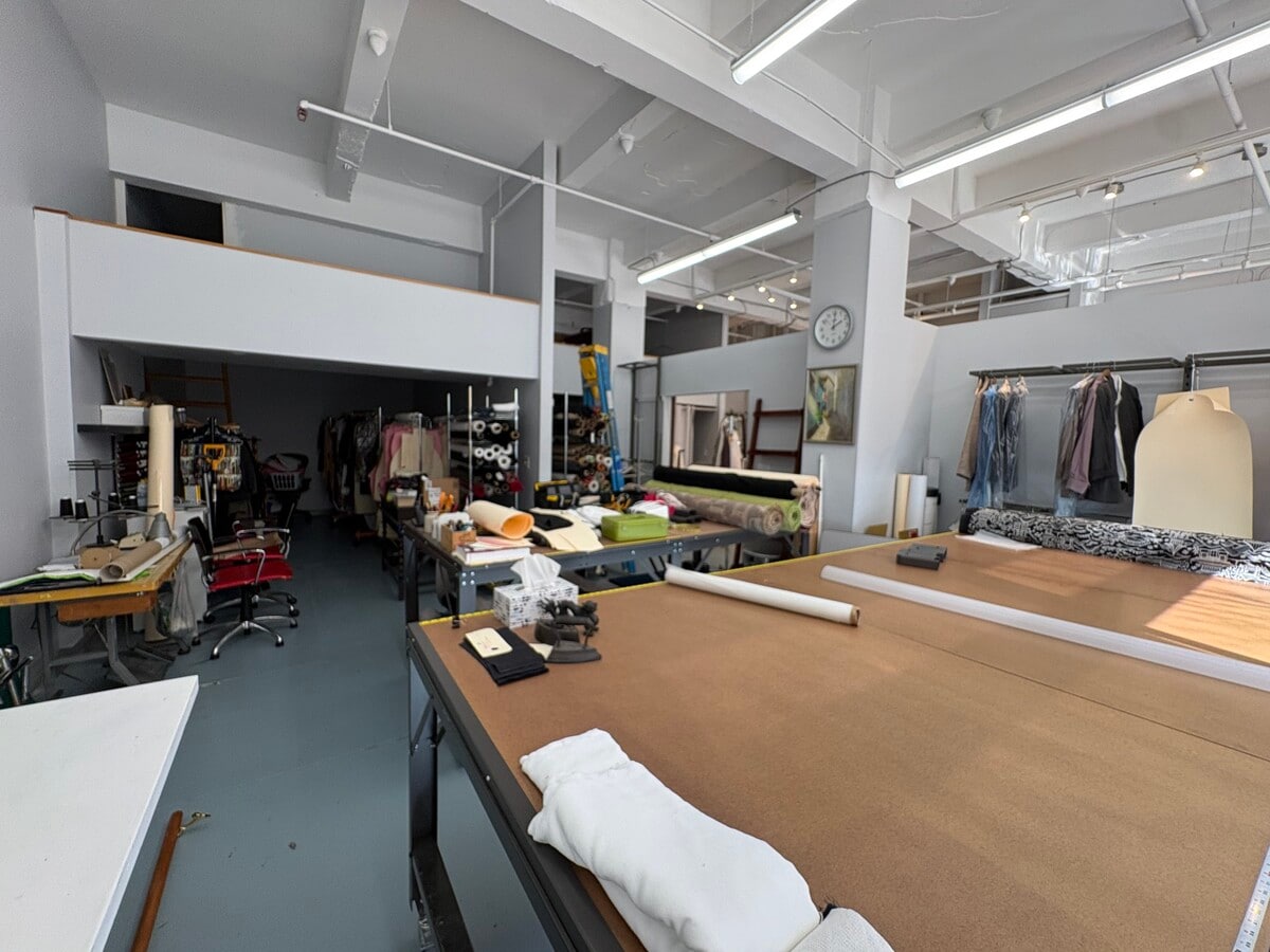 300 Summer St, Boston, MA 02210 - Lot 11 - - Photo intérieure - Image 2 of 4