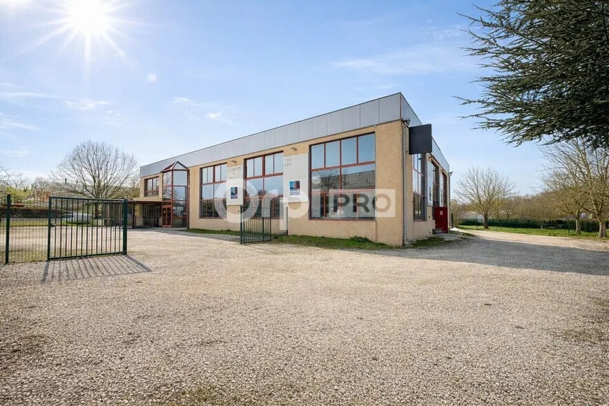 Local d'activités dans Taissy à vendre - Photo de l’immeuble – Image 1 sur 3