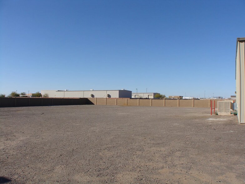 640 W Centennial Blvd, Casa Grande, AZ à louer - Photo de l’immeuble – Image 2 sur 9
