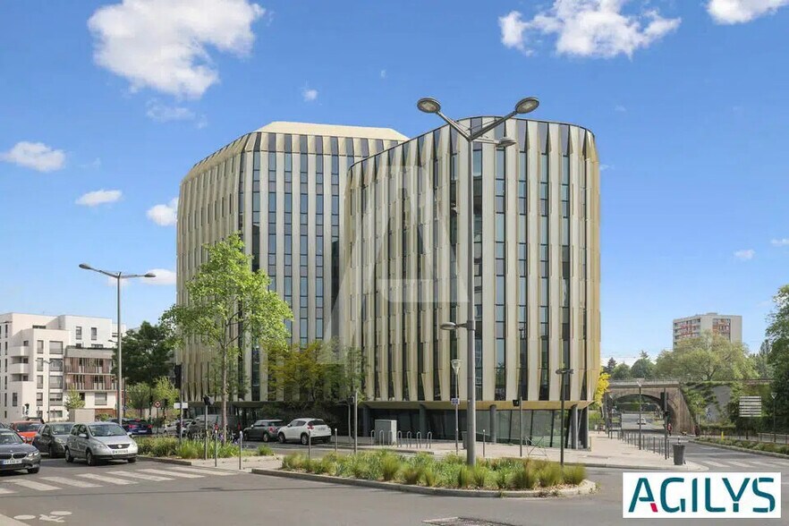 Bureau dans Massy à louer - Photo de l’immeuble – Image 1 sur 15