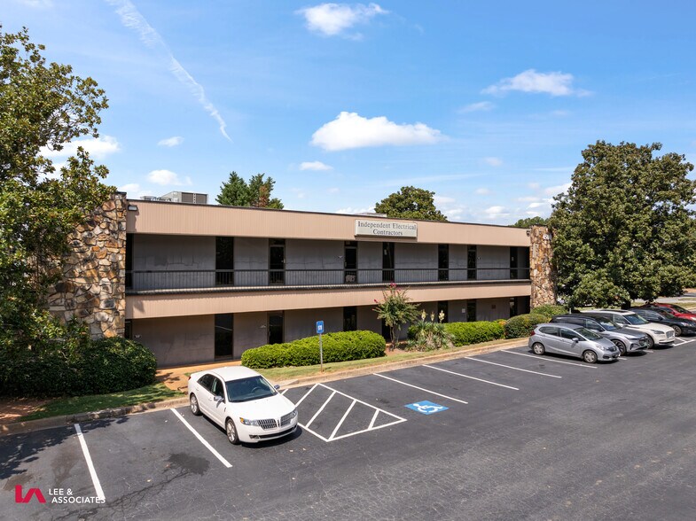 4500 Winters Chapel Rd, Atlanta, GA à vendre - Photo de l’immeuble – Image 1 sur 10