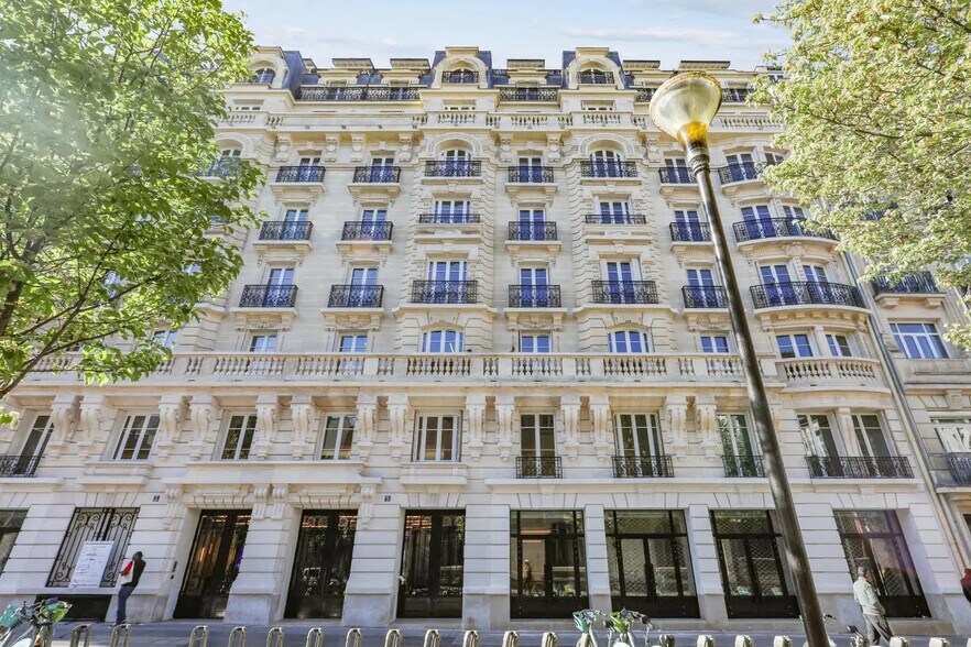 Bureau dans Paris à louer - Photo de l’immeuble – Image 2 sur 42