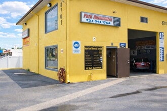 8701 66th St, Pinellas Park, FL à louer Photo de l’immeuble– Image 2 sur 6