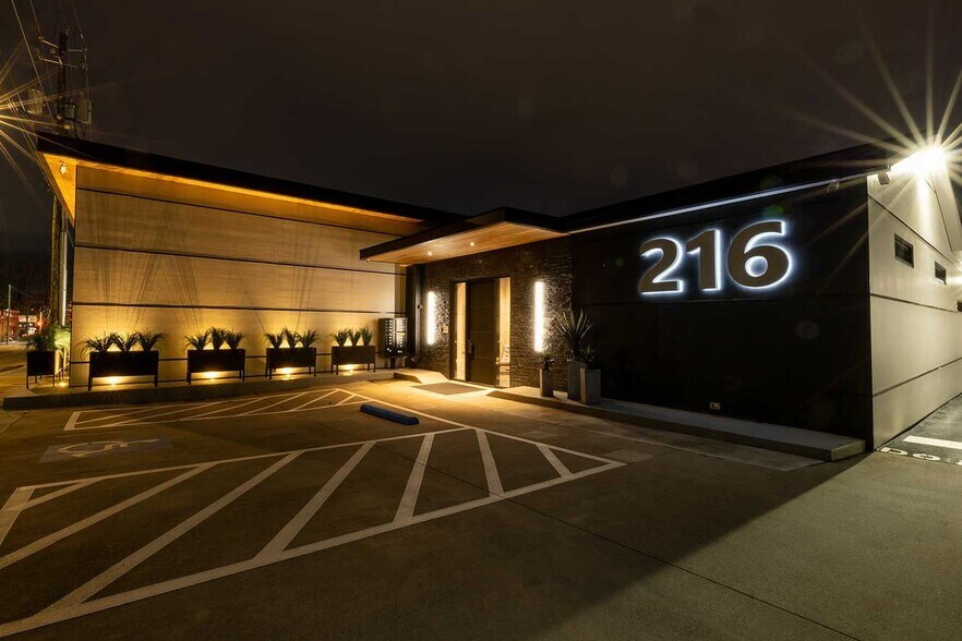 216 E Cherokee Ave, Cartersville, GA à louer - Photo de l’immeuble – Image 3 sur 16