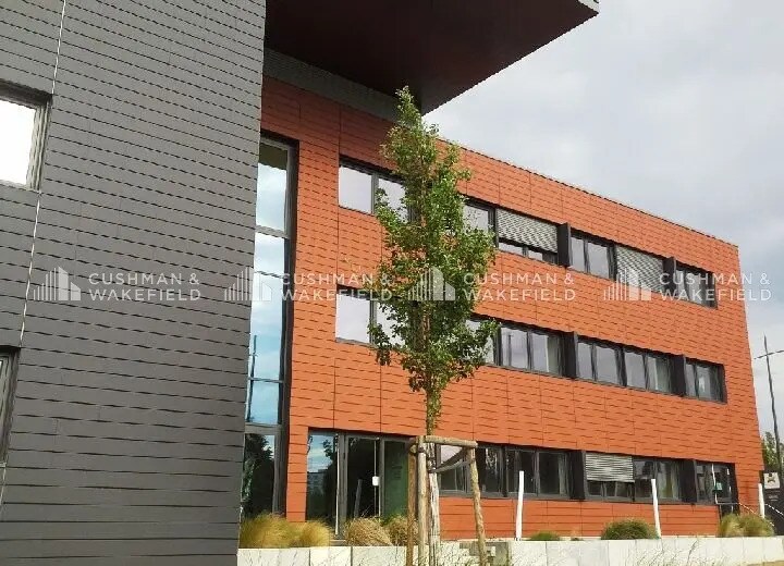 Bureau dans Strasbourg à louer - Photo de l’immeuble – Image 1 sur 12