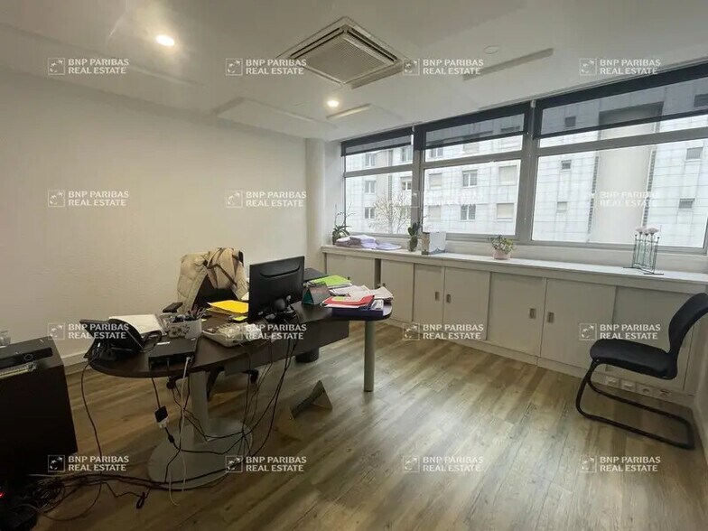 Bureau dans Rennes à vendre - Photo de l’immeuble – Image 3 sur 8
