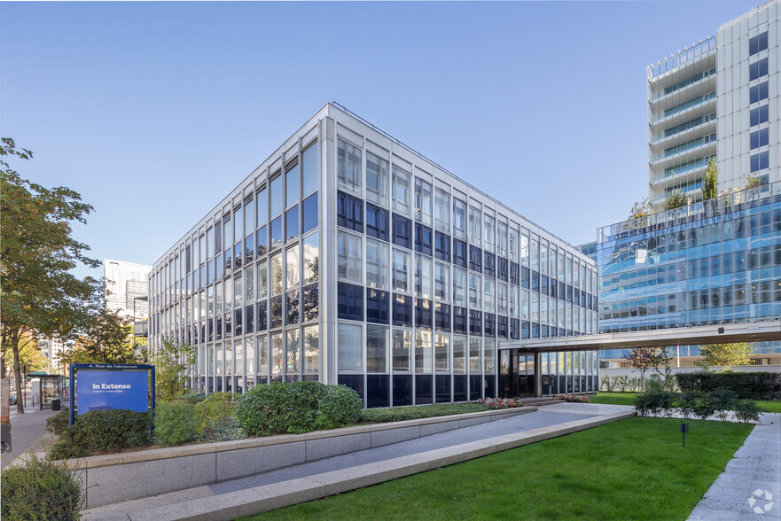 Bureau dans Courbevoie à louer - Photo principale – Image 1 sur 4