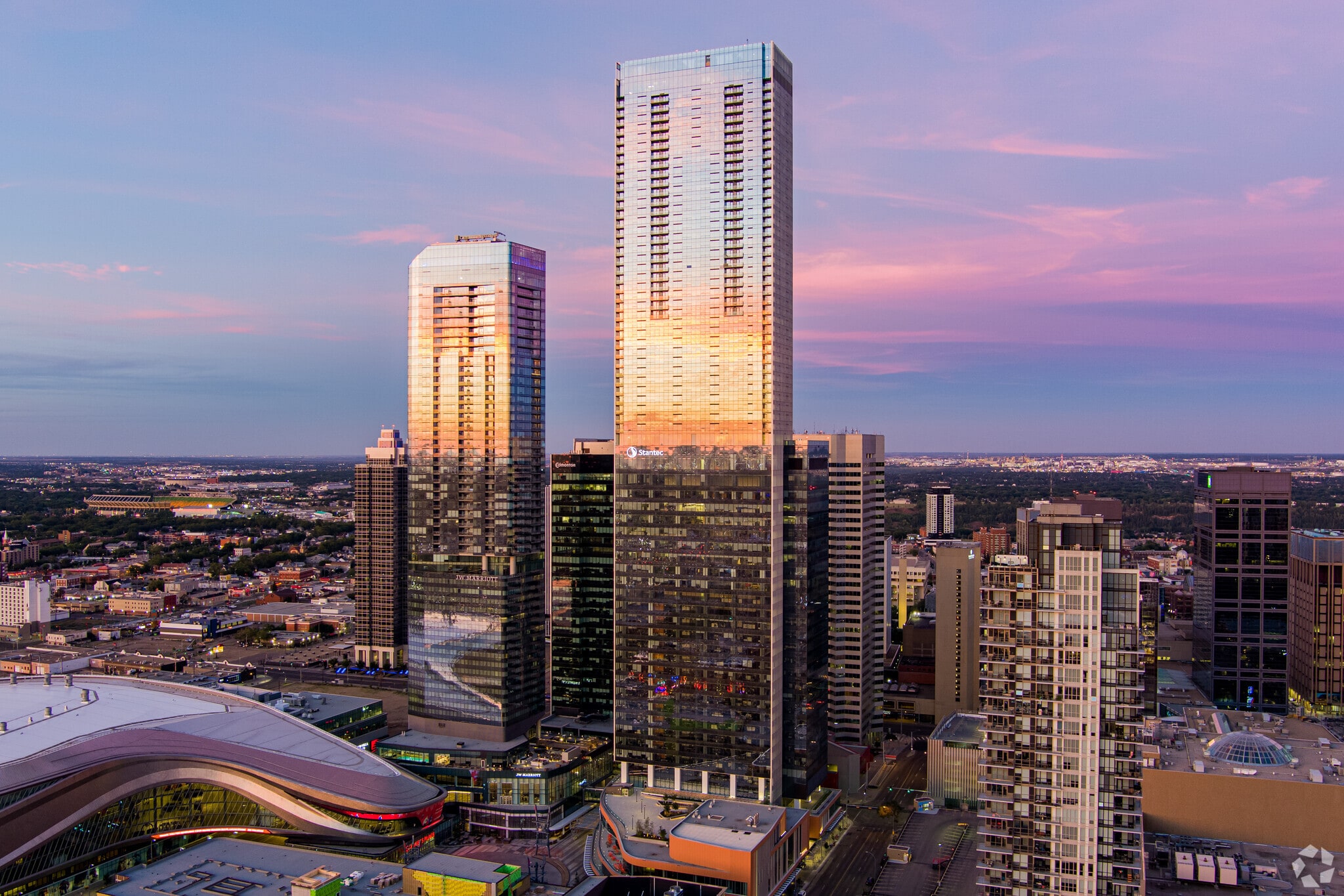 10220 103rd Ave NW, Edmonton, AB à louer Photo principale– Image 1 sur 11